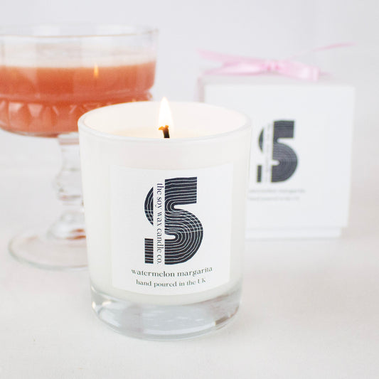 Watermelon Margarita
Hand poured in the UK by The Soy Wax Candle Company, 20cl soy wax candle in white gloss jar with watermelon margarita fragrance, sweet fruity home fragrance candle gift